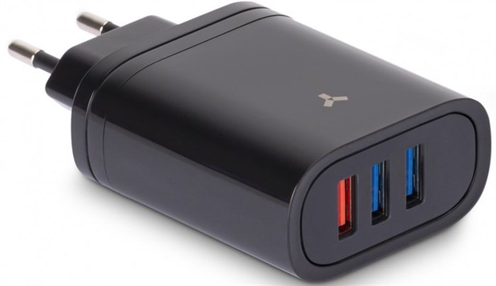 З/У Accesstyle (Topaz 30W3A) 3 USB, 30Вт, QC черное XMC119749 - фото 477645