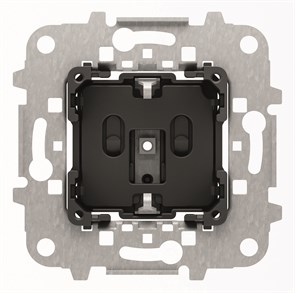 Механизм розетки плоской 2Р+Е со шторками Sky (NIE 8188.9) 2CLA818890A1001 ABB ABB XRS2CLA818890A1001